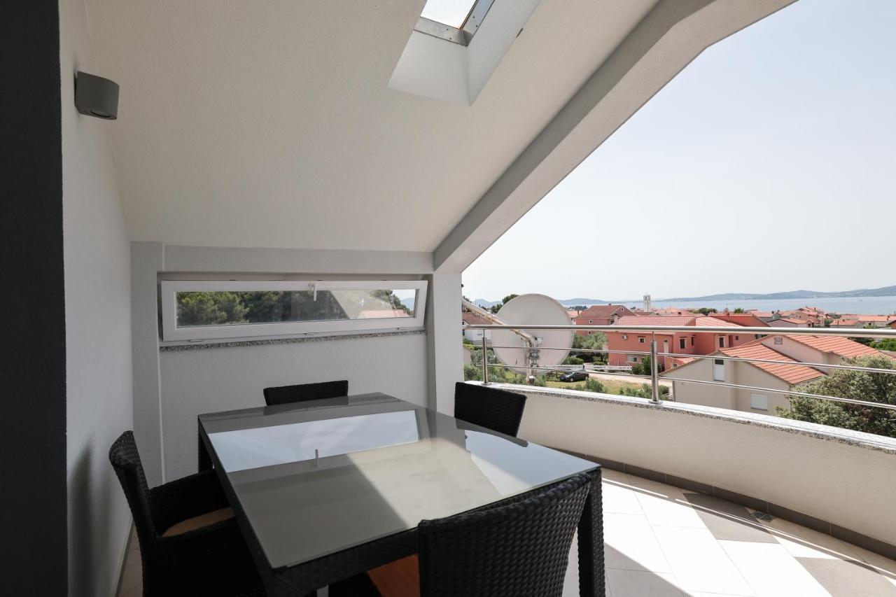 Apartments Nicola With Private Pool 비빈제 외부 사진