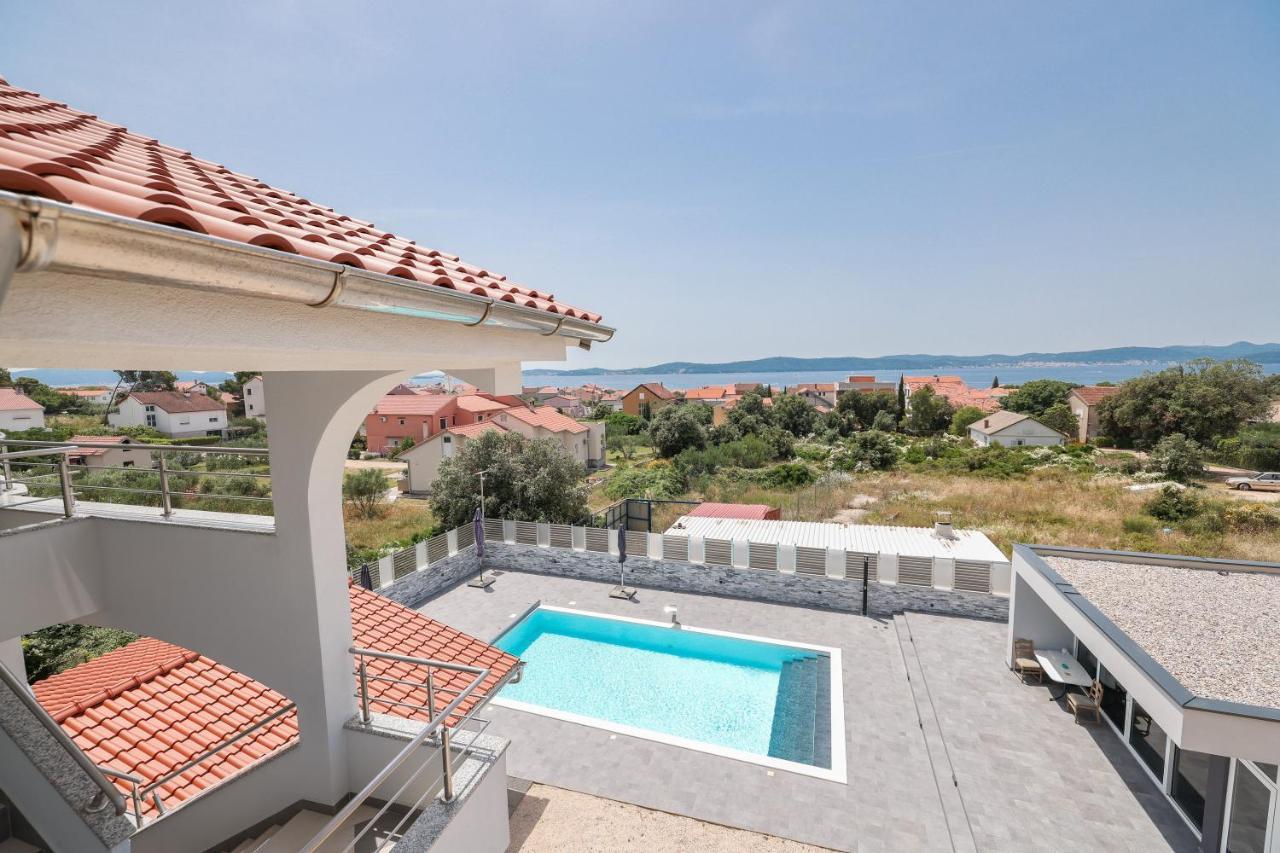 Apartments Nicola With Private Pool 비빈제 외부 사진
